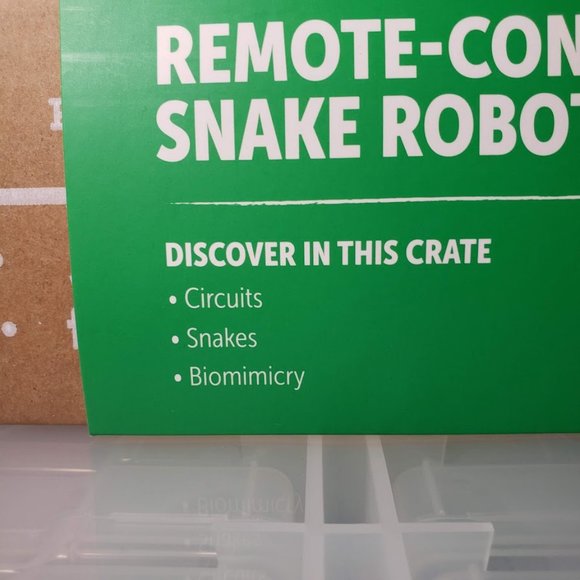 New Remote controlled Snake Robot Kiwi Co. KiwiCo LED Circuits and Biomimicry Sn - Picture 7 of 12